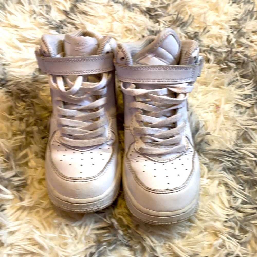 Size 1 and  1 1/2 Excellent condition .